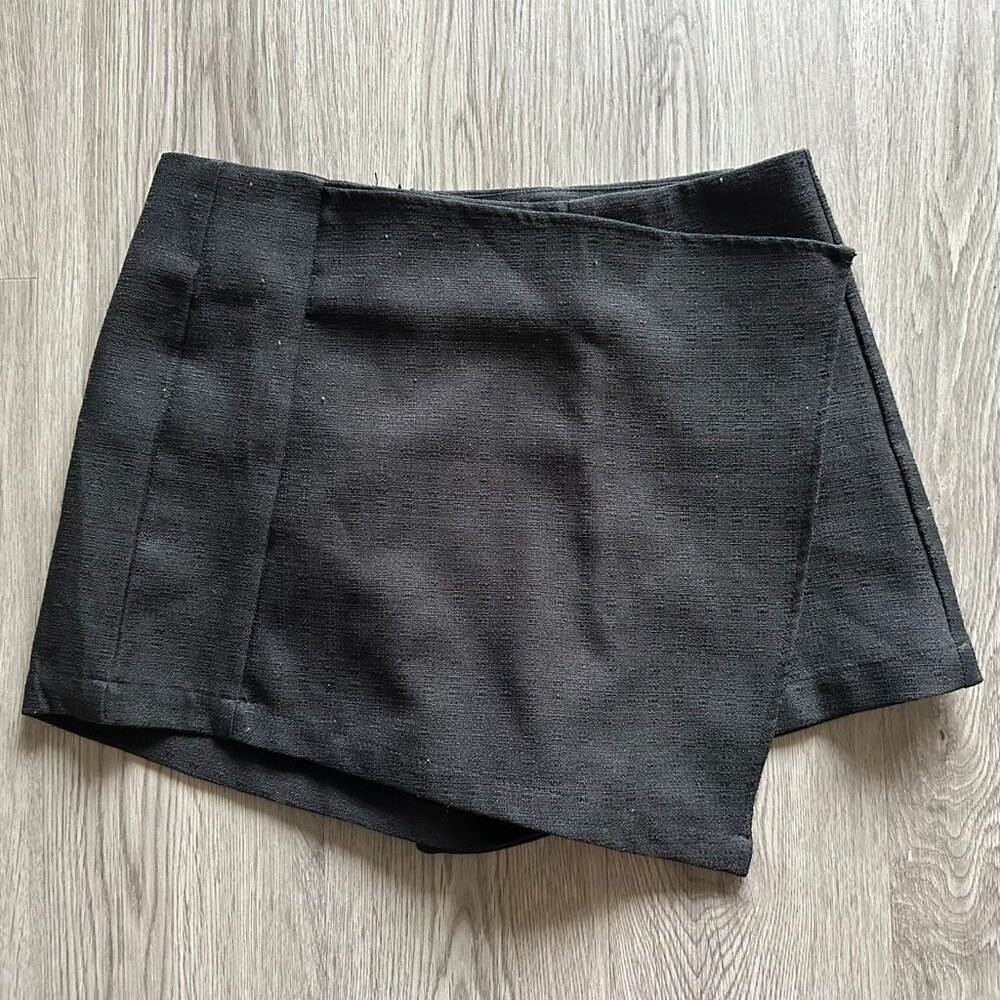 Fab'rik Black Mini Skort Skirt - Size Small